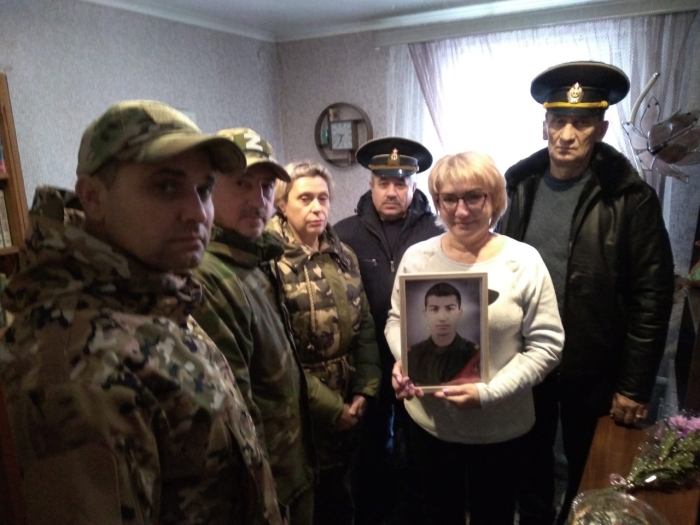 В Клинцах поздравили матерей погибших воинов с Днем матери