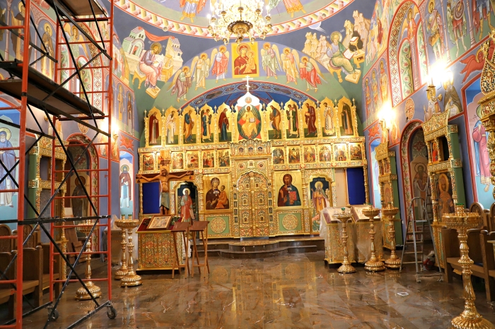Красивейший Тихвинский храм со сложной судьбой