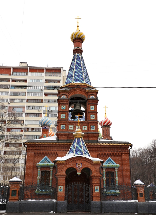 Красивейший Тихвинский храм со сложной судьбой