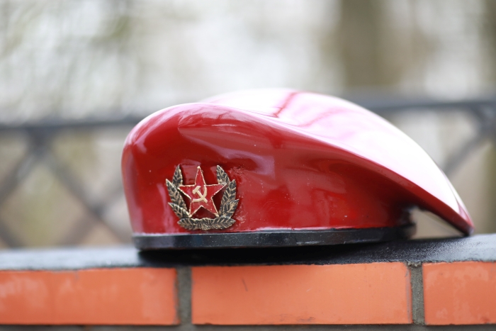 В Клинцах открыли памятный знак «Воинам внутренних войск, Росгвардии и спецподразделениям»