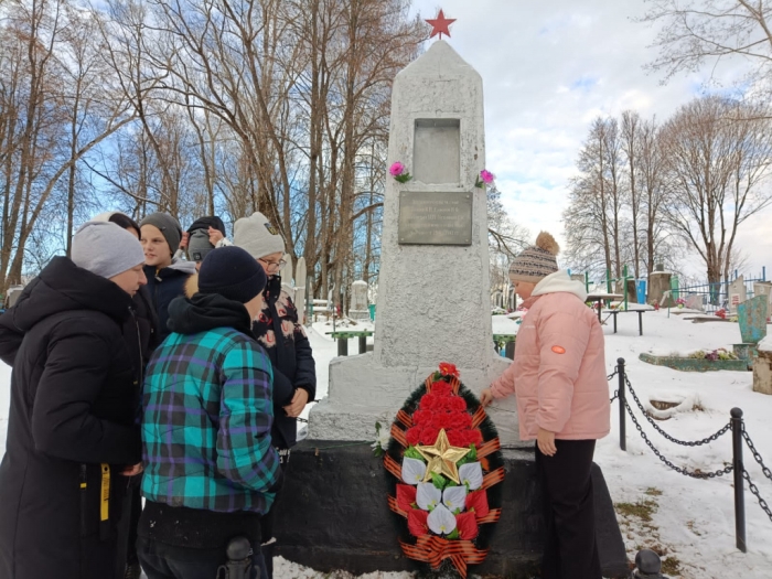 В День неизвестного солдата в Клинцовском районе прошли памятные мероприятия