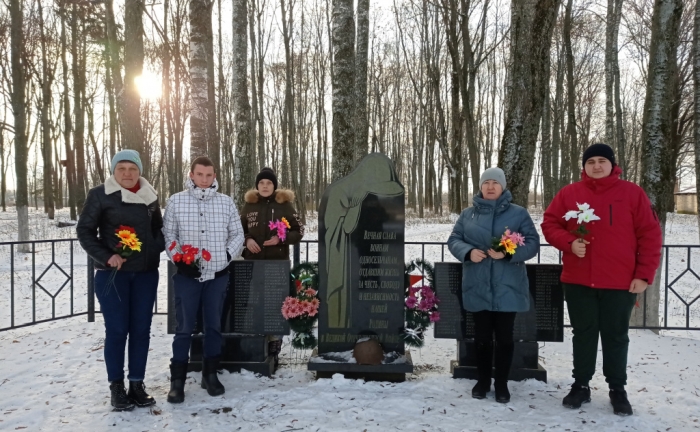В День неизвестного солдата в Клинцовском районе прошли памятные мероприятия
