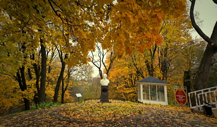 Осенние фотозарисовки: Овстуг - родовая усадьба Ф.И. Тютчева