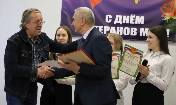 В Клинцах прошло торжественное мероприятие, посвящённое Дню ветеранов органов внутренних дел РФ