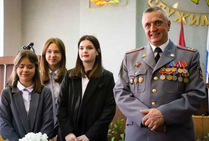 В Клинцах прошло торжественное мероприятие, посвящённое Дню сотрудника органов внутренних дел РФ