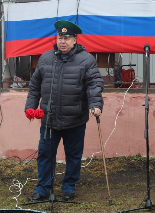 В Клинцовском р-не открыли мемориальную доску Игорю Бондаренко, погибшему в ходе спецоперации