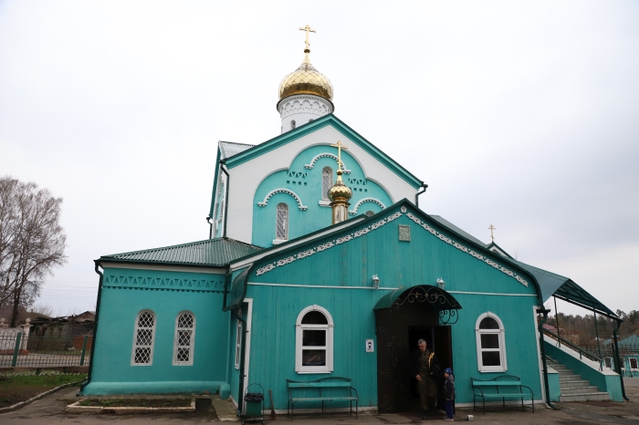 В храмах Клинцов освящают куличи