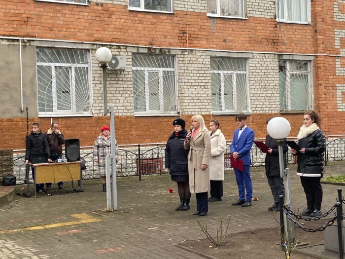 В Клинцах почтили память сотрудников ОВД, погибших при исполнении служебных обязанностей