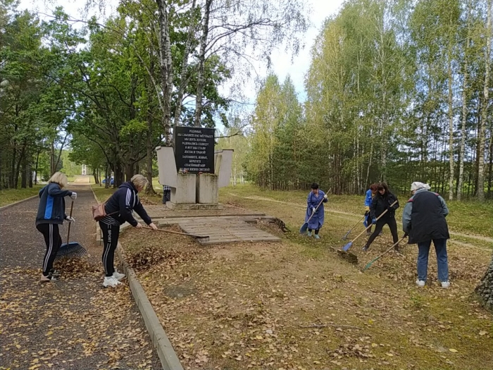 Памятники и обелиски в Клинцовском районе приводят в порядок