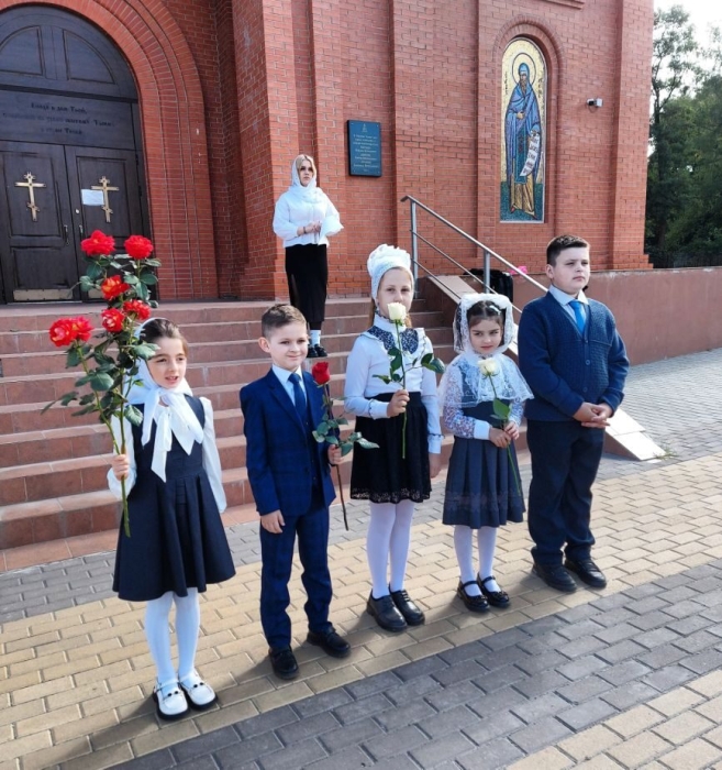 В Клинцах в воскресной школе состоялась торжественная линейка, посвященная началу нового учебного года