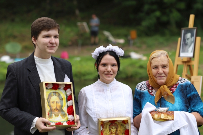 В с. Великая Топаль Клинцовского района прошел пленэр