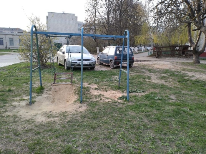 Детские площадки в Клинцах представляют опасность для детей