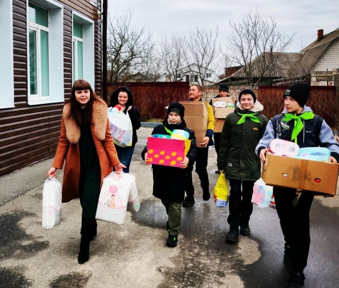 В рамках благотворительной акции волонтеры Богоявленского собора посетили Клинцовский дом ребенка