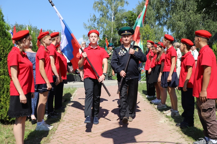 В Клинцовском районе почтили память погибших пограничников