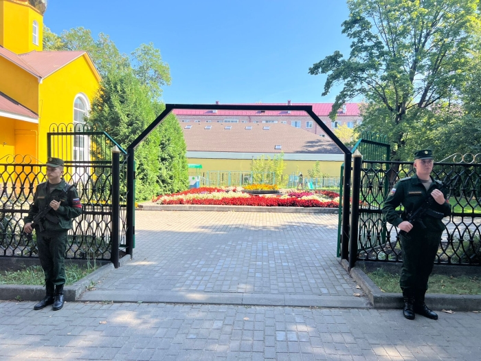 В Клинцах прощаются с Константином Говорковым, погибшим при выполнении боевых задач в ходе СВО