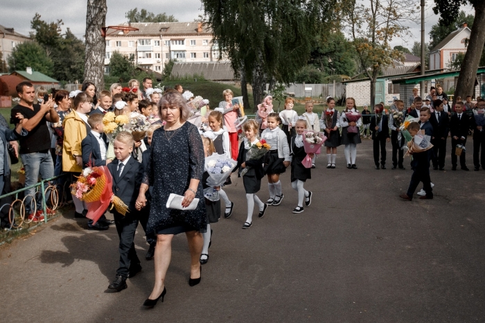 В школах города Клинцы и Клинцовского р-на прошли торжественные линейки, посвященные Дню знаний