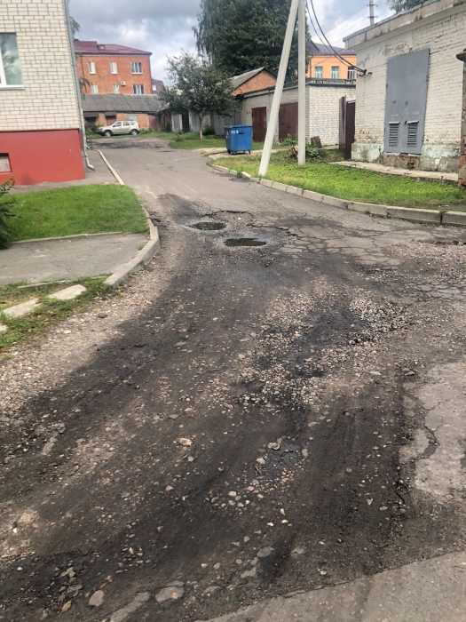 Прогулка по улице Л. Толстого в Клинцах