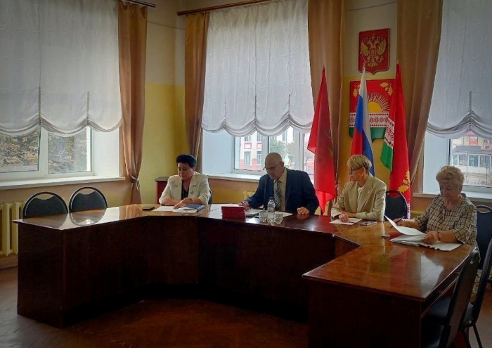 Главой Клинцовского района избран Владимир Холуев