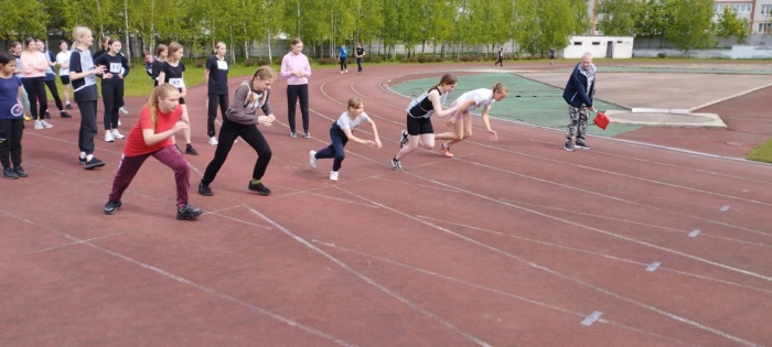 В соревнованиях по легкой атлетике приняли участие команды 14 школ Клинцовского района