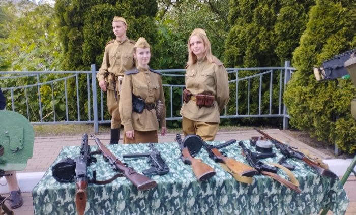 ВПК «Рубеж» г. Клинцы принял участие в торжественном мероприятии по случаю празднования Дня пограничника