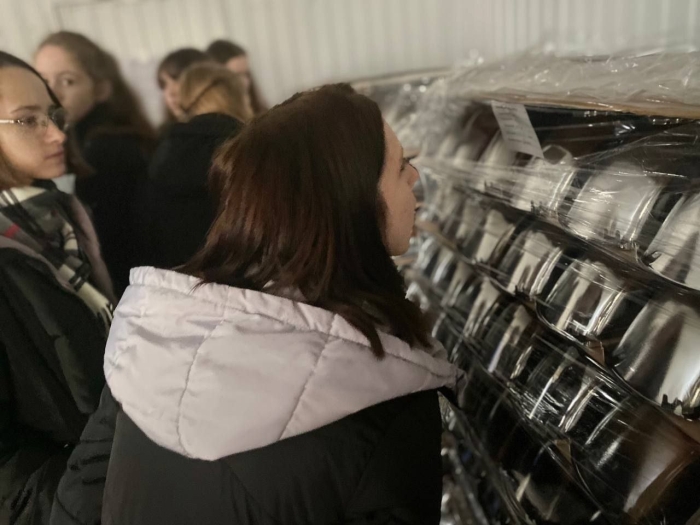 В Клинцах школьники побывали на экскурсии в ООО «Стекло-Сервис»
