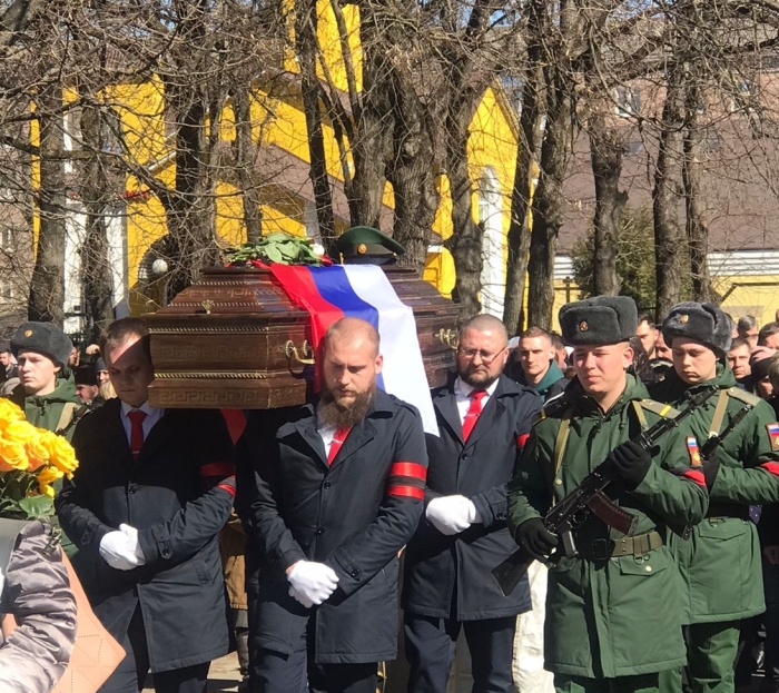 В Клинцах прощаются с Владиславом Сехиным, погибшим при выполнении воинского долга