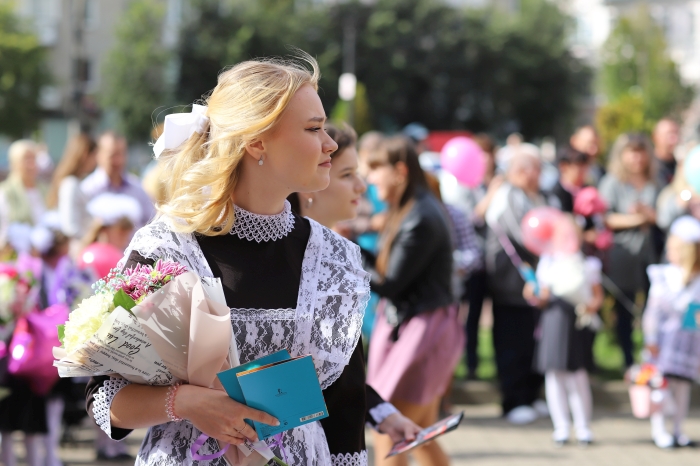 В школах города Клинцы и Клинцовского р-на прошли торжественные линейки, посвященные Дню знаний