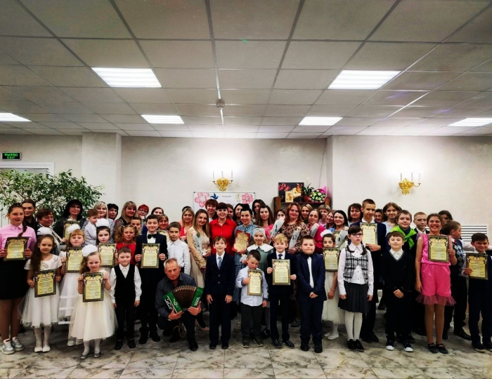 В Клинцах набирает детей в воскресную школу