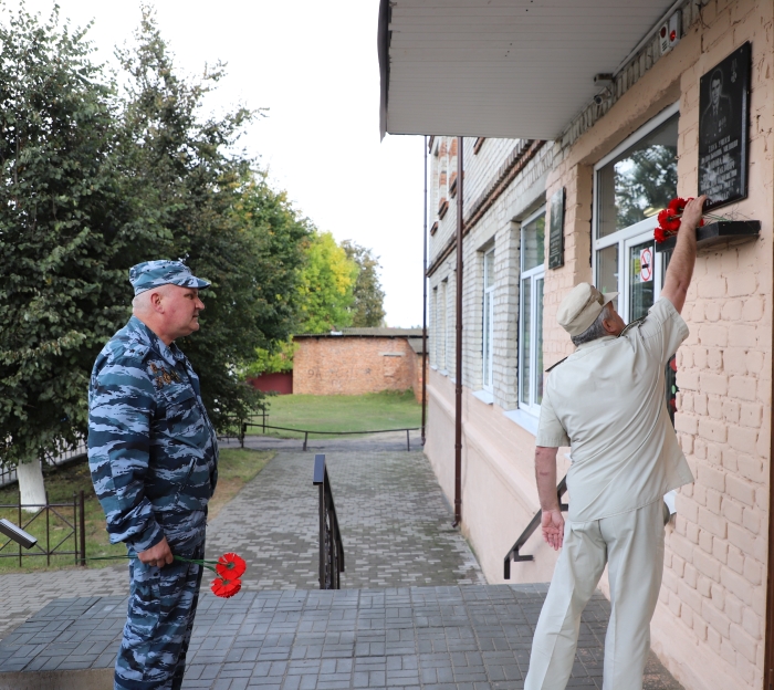 В МБОУ - СОШ № 6 им. В.П. Коновалова прошел Урок Мужества