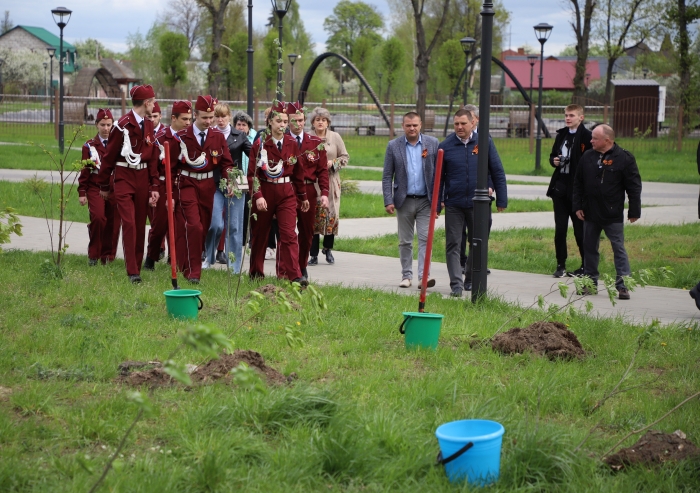 В Клинцах проходит всероссийская акция «Сад памяти»