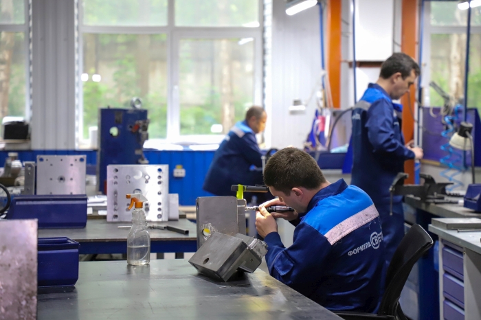 ООО «Стекло-Сервис» готовится к международной выставке Rosmould 2025