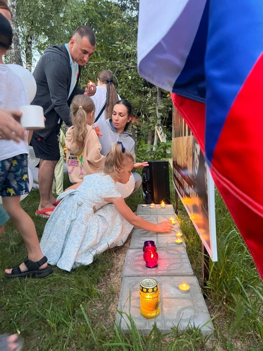 Акция памяти детей-жертв войны на Донбассе прошла в Клинцах