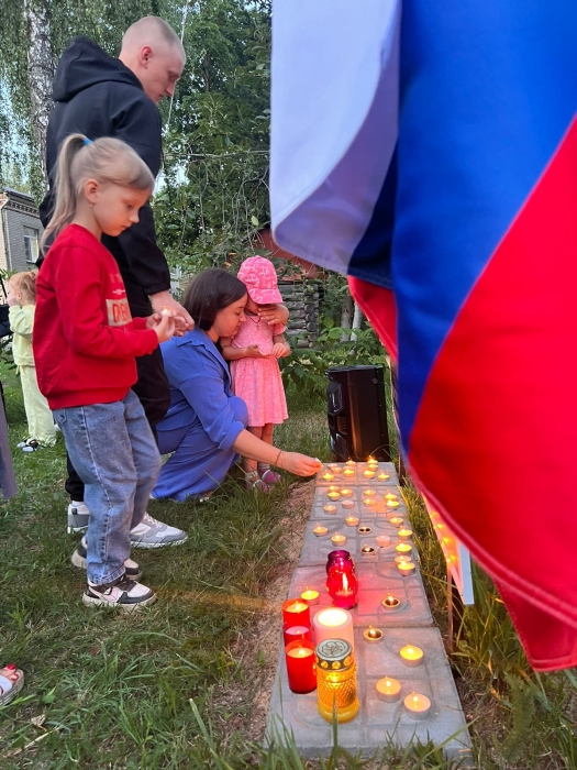 Акция памяти детей-жертв войны на Донбассе прошла в Клинцах