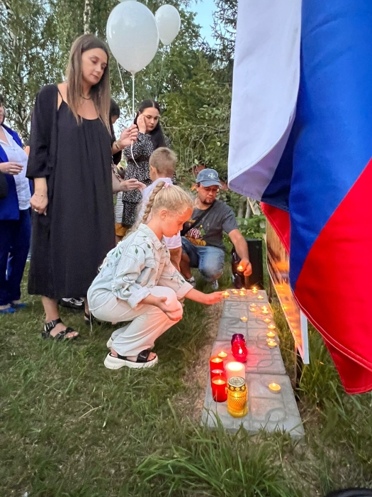 Акция памяти детей-жертв войны на Донбассе прошла в Клинцах