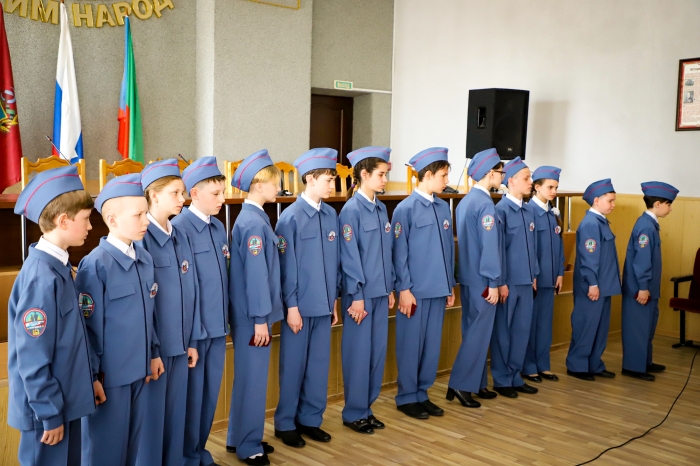В Клинцах начал работу отряд «Юный страж порядка»