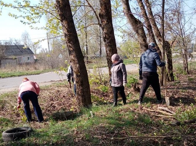 В Клинцовском районе состоялся субботник