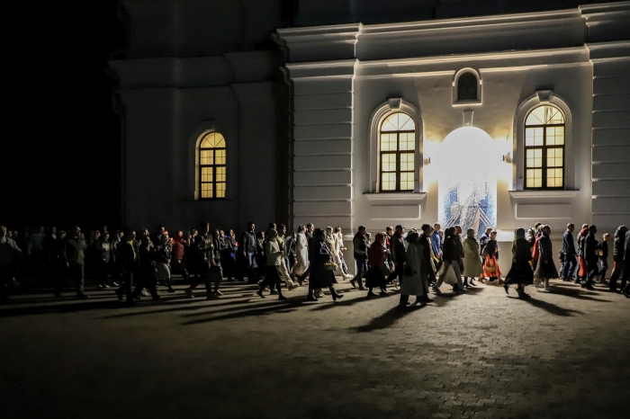 Фоторепортаж СМИ Клинцы.Инфо: Свенский Успенский мужской монастырь в Пасхальную ночь