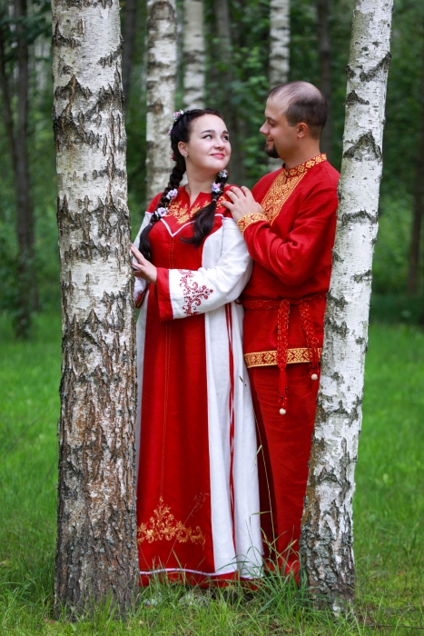 На базе отдыха «Тулуковщина» состоялась свадьба в славянском стиле 