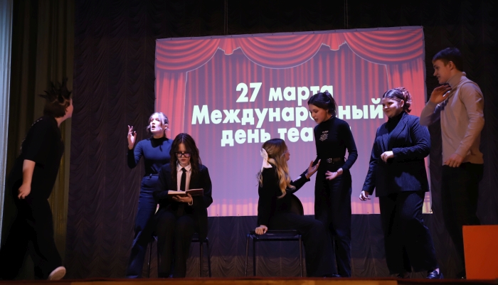 В Клинцах прошла театрализованная программа  «Волшебный мир кулис!»