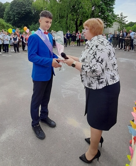 В школах Клинцовского района прозвенел последний звонок