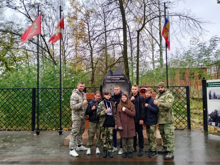 В Клинцах курсанты ВПК 