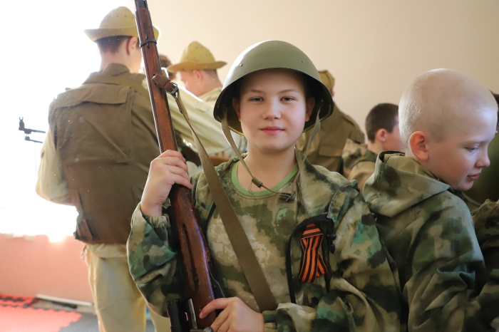 В Клинцах военно-патриотический клуб «Патриот» отметил год с момента основания