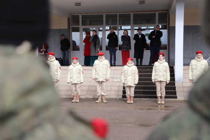 Концерт для военнослужащих провели в Клинцах