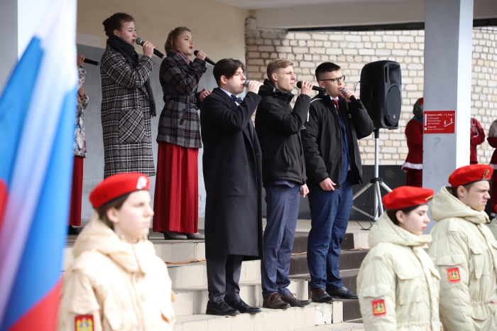Концерт для военнослужащих провели в Клинцах