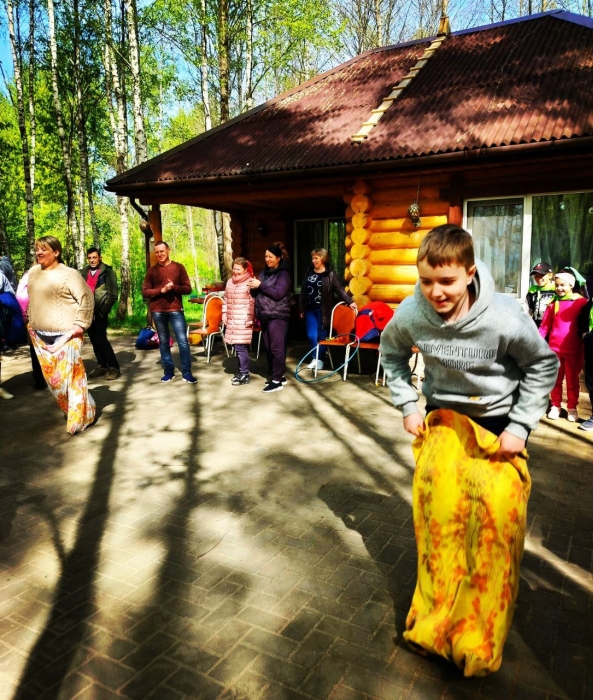 На базе отдыха «Тулуковщина» организовали активный отдых для воспитанники воскресной школы и их родители