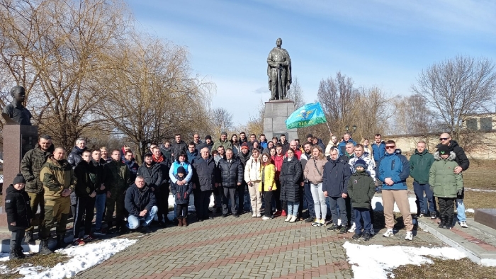 КВ Новозыбкове прошел автопробег в поддержку «Операции Z»