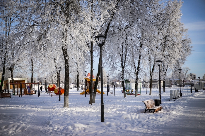 Зима в горпарке Клинцов: снежный фоторепортаж